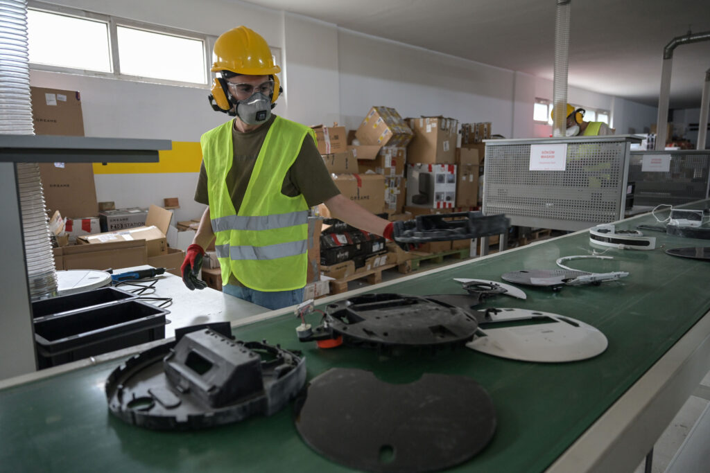 Çocuklar “Dünya İçin Lazım” projesiyle biliçlendi Çocuklar “Dünya İçin Lazım” projesiyle biliçlendi