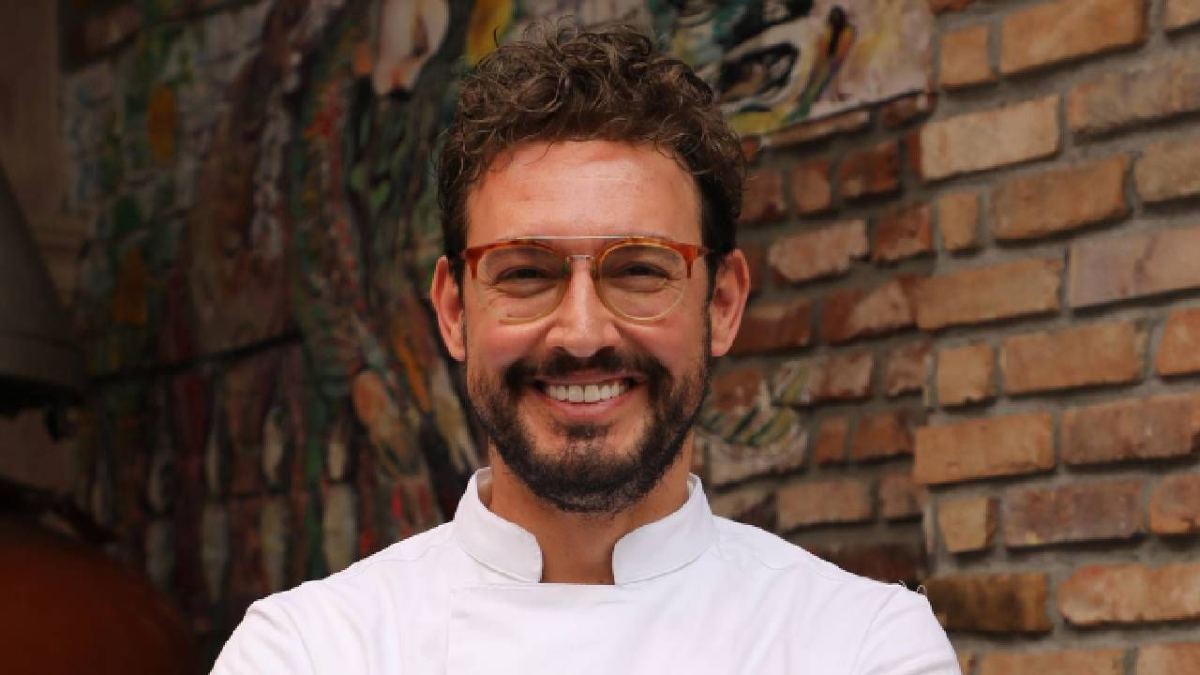 Danilo Şef’e ‘Turkuaz Kart’ını Cumhurbaşkanı Erdoğan takdim etti Danilo Şef’e ‘Turkuaz Kart’ını Cumhurbaşkanı Erdoğan takdim etti