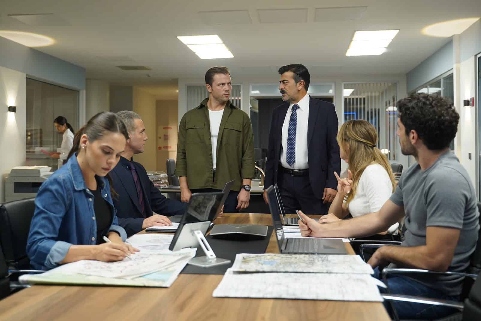 Teşkilat’ta ekip genişliyor! Erkan Bektaş, Buçe Buse Kahraman, Dilara Sümbül ve Berkay Çınar diziye dahil oluyor! Teşkilat’ta ekip genişliyor! Erkan Bektaş, Buçe Buse Kahraman, Dilara Sümbül ve Berkay Çınar diziye dahil oluyor!