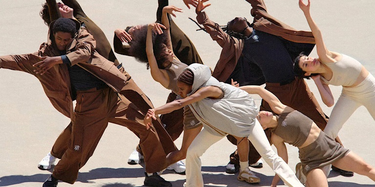 2025’in En Dikkat Çekici Sneaker İşbirlikleri: Öne Çıkan 6 Koleksiyon 2025’in En Dikkat Çekici Sneaker İşbirlikleri: Öne Çıkan 6 Koleksiyon