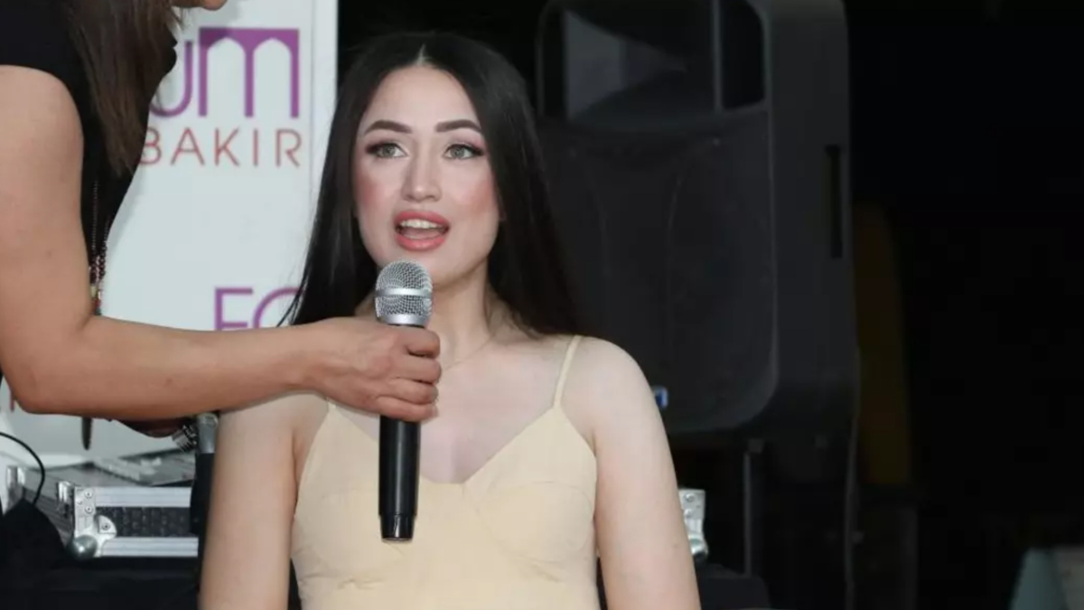 Yıllardır bunun hayalini kuruyordu! Mutlu Kaya 10 yıl sonra sahneye çıktı Yıllardır bunun hayalini kuruyordu! Mutlu Kaya 10 yıl sonra sahneye çıktı