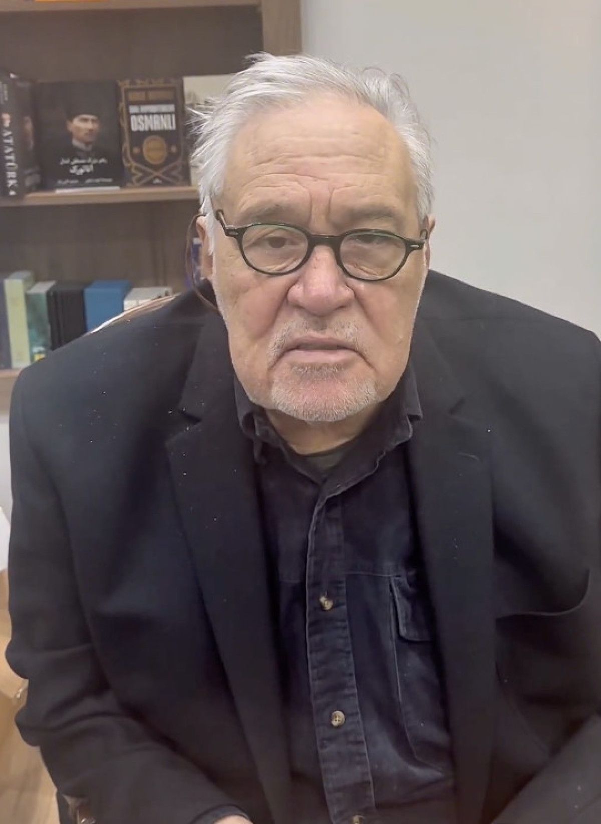 İlber Ortaylı rahatsızlığı nedeniyle bir süre istirahate çekileceğini açıkladı İlber Ortaylı rahatsızlığı nedeniyle bir süre istirahate çekileceğini açıkladı