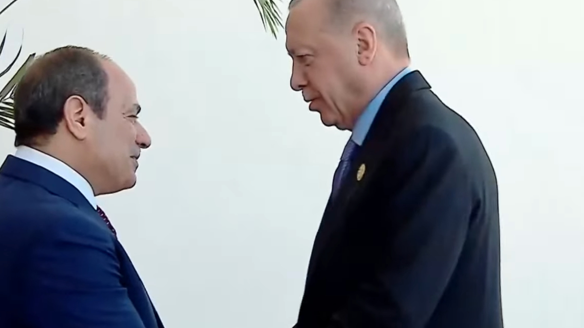 Cumhurbaşkanı Erdoğan Mısır’da: Sisi ile bir araya geldi
