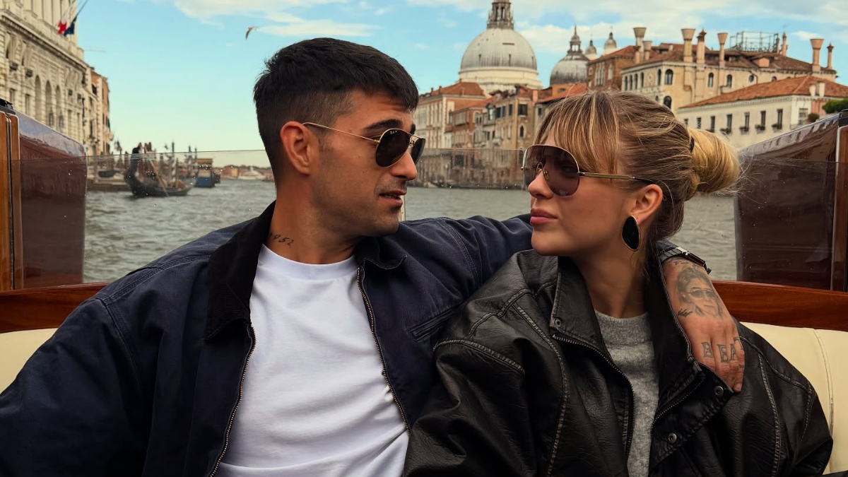 İdo Tatlıses ile Yasemin Şefkatli’nin ikizleri kreşe başladı İdo Tatlıses ile Yasemin Şefkatli’nin ikizleri kreşe başladı