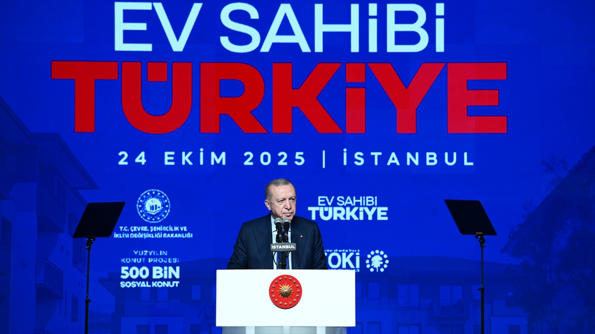 Cumhurbaşkanı Erdoğan: 500 bin konutun 100 binini İstanbul’da yapacağız Cumhurbaşkanı Erdoğan: 500 bin konutun 100 binini İstanbul’da yapacağız