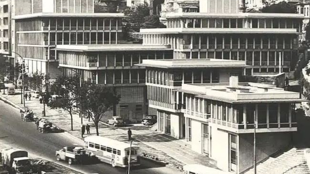 Ümit Yenişehirli yazdı: Bürokrat evlerinden TOKİ’ye Ümit Yenişehirli yazdı: Bürokrat evlerinden TOKİ’ye