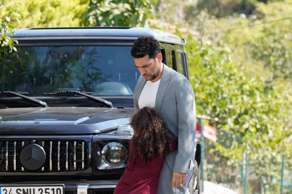 Güller ve Günahlar, izleyicilerden tam not aldı! Serhat karakteri, yaşadıklarıyla sanal medyada çok konuşuldu! Güller ve Günahlar, izleyicilerden tam not aldı! Serhat karakteri, yaşadıklarıyla sanal medyada çok konuşuldu!