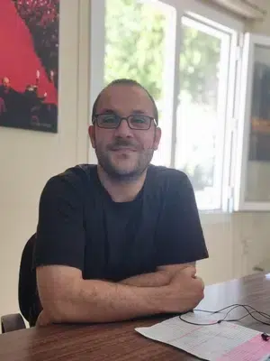 Okumanın Sıralanmış Notları: Kimseye Küs Değilim – Edebiyat Okumanın Sıralanmış Notları: Kimseye Küs Değilim – Edebiyat