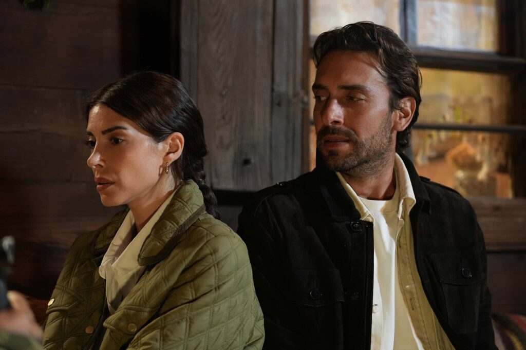 Taşacak Bu Deniz 3. Bölümde Esme, Sevcan’ı ele vermedi! Hapistan çıkan Şeref, Adil ve Esme’nin karşısına dikildi! Taşacak Bu Deniz 3. Bölümde Esme, Sevcan’ı ele vermedi! Hapistan çıkan Şeref, Adil ve Esme’nin karşısına dikildi!