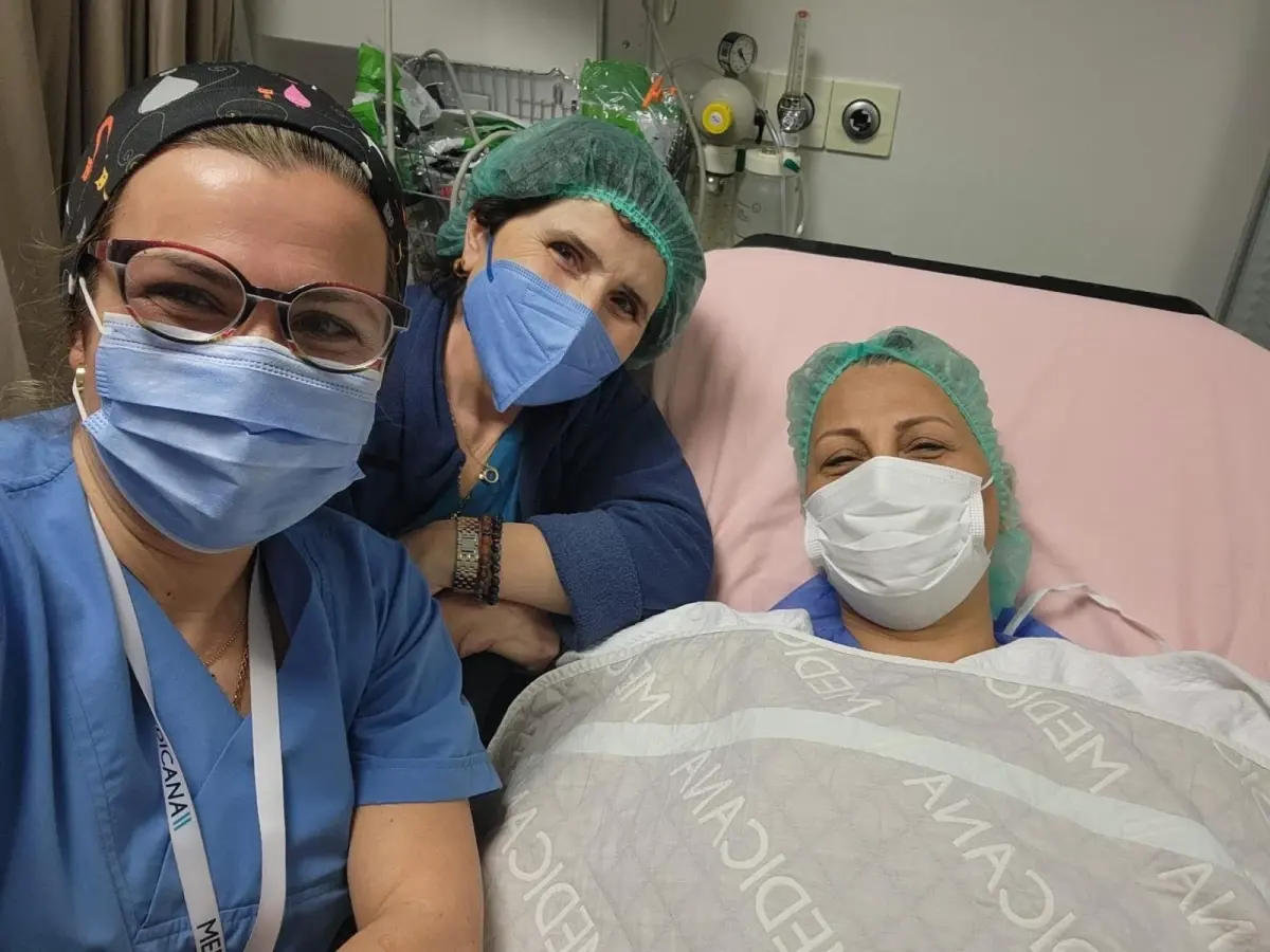 Erken Teşhisle Meme Kanserini Yenen Hemşire, Kontrollerin Önemine Dikkat Çekti Erken Teşhisle Meme Kanserini Yenen Hemşire, Kontrollerin Önemine Dikkat Çekti