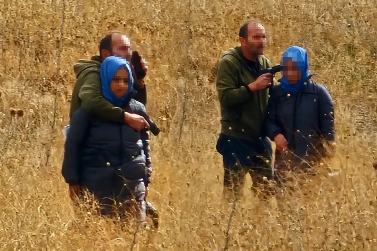 Görüntü Ankara’dan! Kafasına silah dayanan kadının büyük dramı Görüntü Ankara’dan! Kafasına silah dayanan kadının büyük dramı