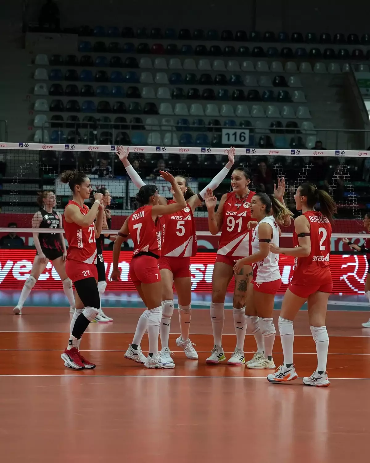 Göztepe ve Aras Spor Çeyrek Finale Yükseldi Göztepe ve Aras Spor Çeyrek Finale Yükseldi