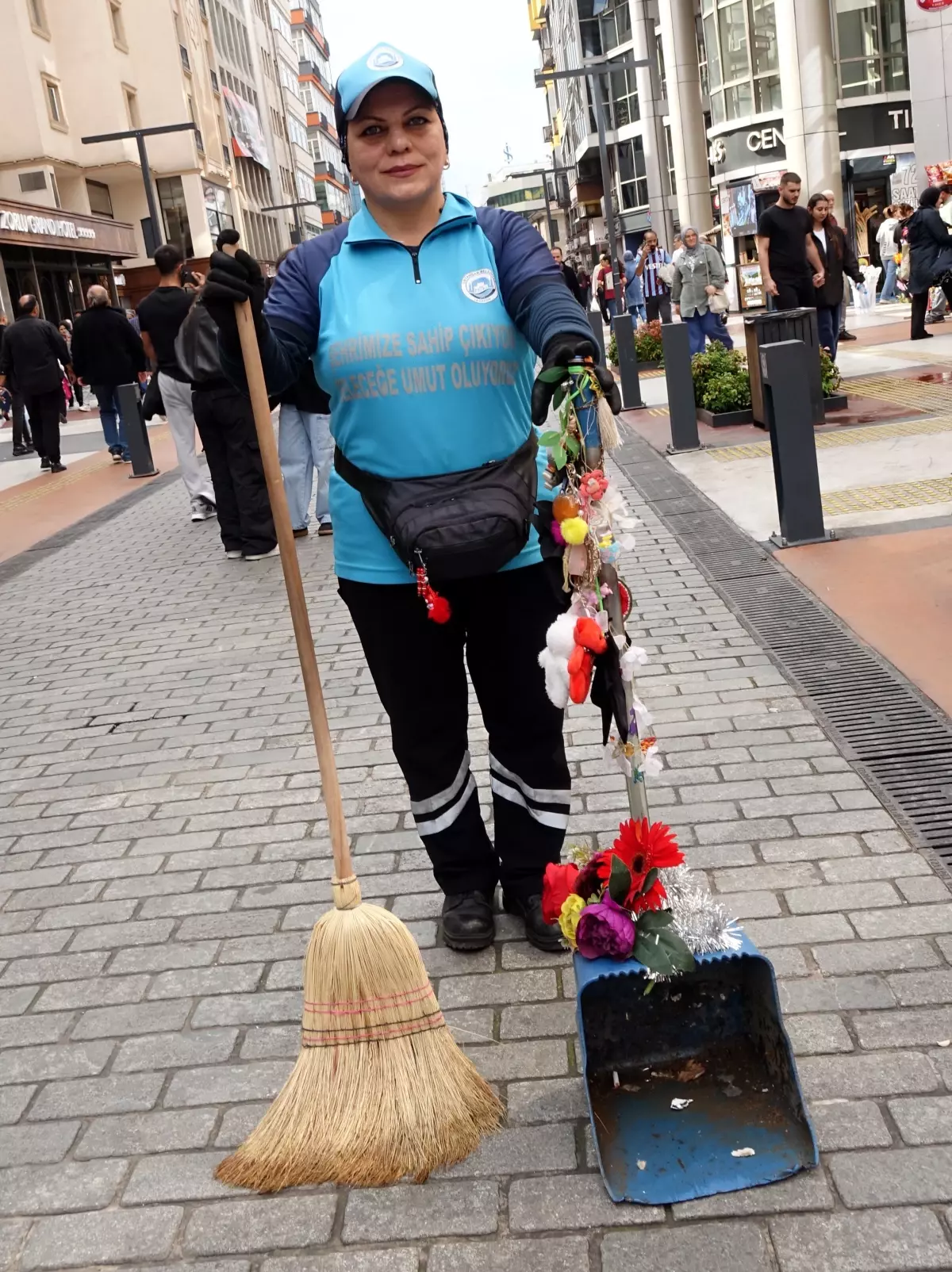 Maraş’ın Gülü: Sokakları Güzelleştiren Temizlik İşçisi