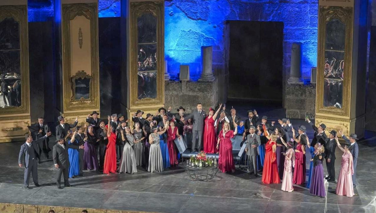 32’nci Uluslararası Aspendos Opera ve Bale Festivali sona erdi 32’nci Uluslararası Aspendos Opera ve Bale Festivali sona erdi