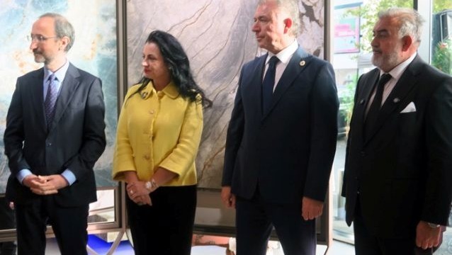 Türk Tasarımının Paris’teki Yeni Yüzü: NG Kütahya Seramik… Türk Tasarımının Paris’teki Yeni Yüzü: NG Kütahya Seramik…