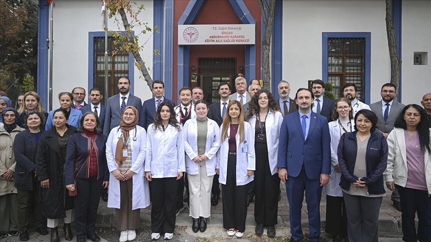 Türkiye’nin ilk Aile Sağlığı Merkezi Sigara Bırakma Polikliniği Ankara’da hizmete girdi Türkiye’nin ilk Aile Sağlığı Merkezi Sigara Bırakma Polikliniği Ankara’da hizmete girdi