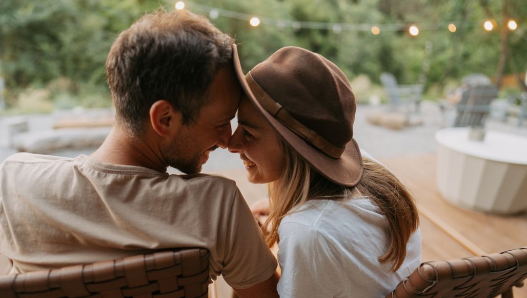 Gerçek aşkın sırrı: Kalıcı bir ilişki için herkesin bilmesi gereken 5 aşk dili Gerçek aşkın sırrı: Kalıcı bir ilişki için herkesin bilmesi gereken 5 aşk dili