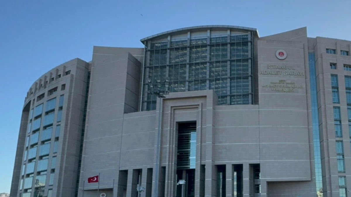 İmamoğlu ve Aktaş Arasındaki Rüşvet İddiaları Mahkemeye… İmamoğlu ve Aktaş Arasındaki Rüşvet İddiaları Mahkemeye…