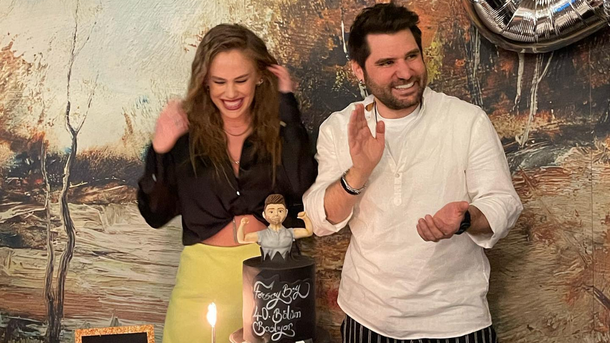 Begüm Öner, hamilelik pozlarıyla mutluluğunu paylaştı Begüm Öner, hamilelik pozlarıyla mutluluğunu paylaştı