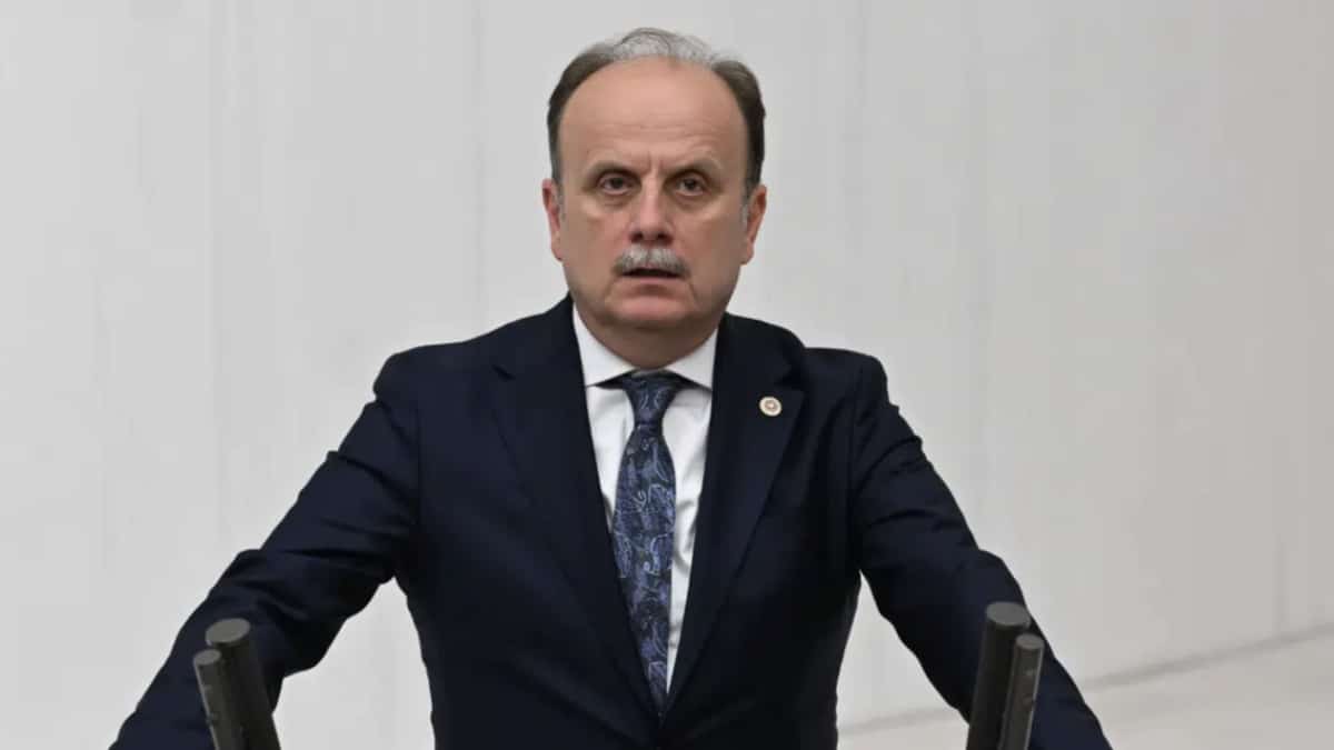 Mehmet Baykan: Adnan Menderes’in adını silmek hafızaya… Mehmet Baykan: Adnan Menderes’in adını silmek hafızaya…