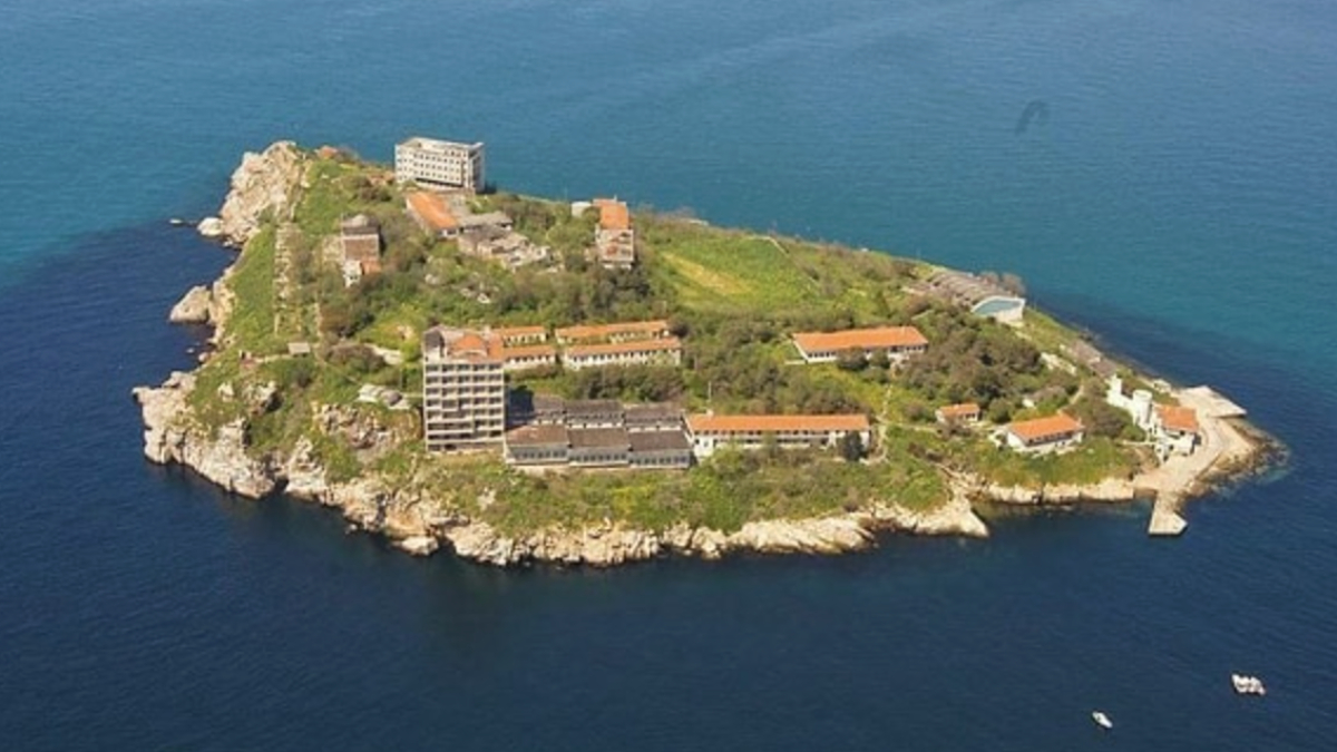 İmralı’ya gidecek isimler belirlendi İmralı’ya gidecek isimler belirlendi