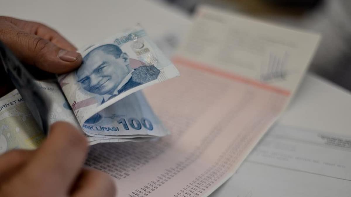 Esnaf Kredisi Faiz Oranlarında İndirim Müjdesi Esnaf Kredisi Faiz Oranlarında İndirim Müjdesi