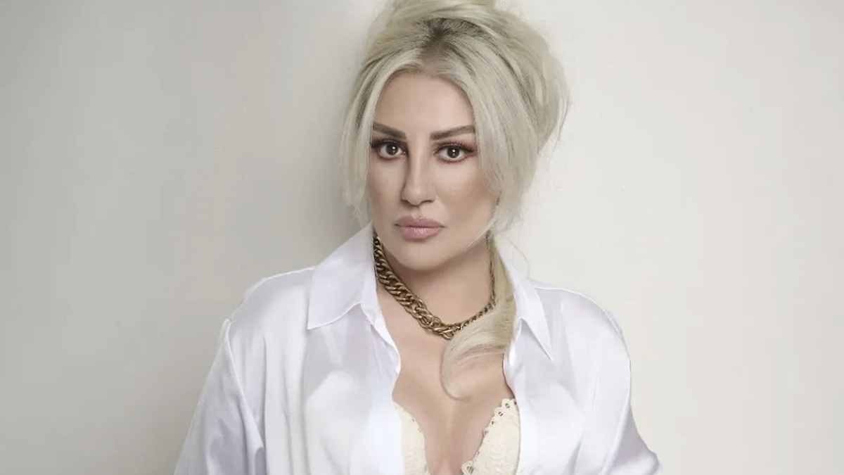 Muazzez Ersoy’un İddialı Fotoğrafları Dikkat Çekti Muazzez Ersoy’un İddialı Fotoğrafları Dikkat Çekti