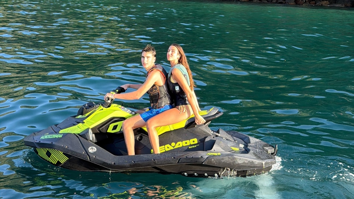 Dua Lipa, Brezilya’da bikinisiyle dikkat çekti Dua Lipa, Brezilya’da bikinisiyle dikkat çekti