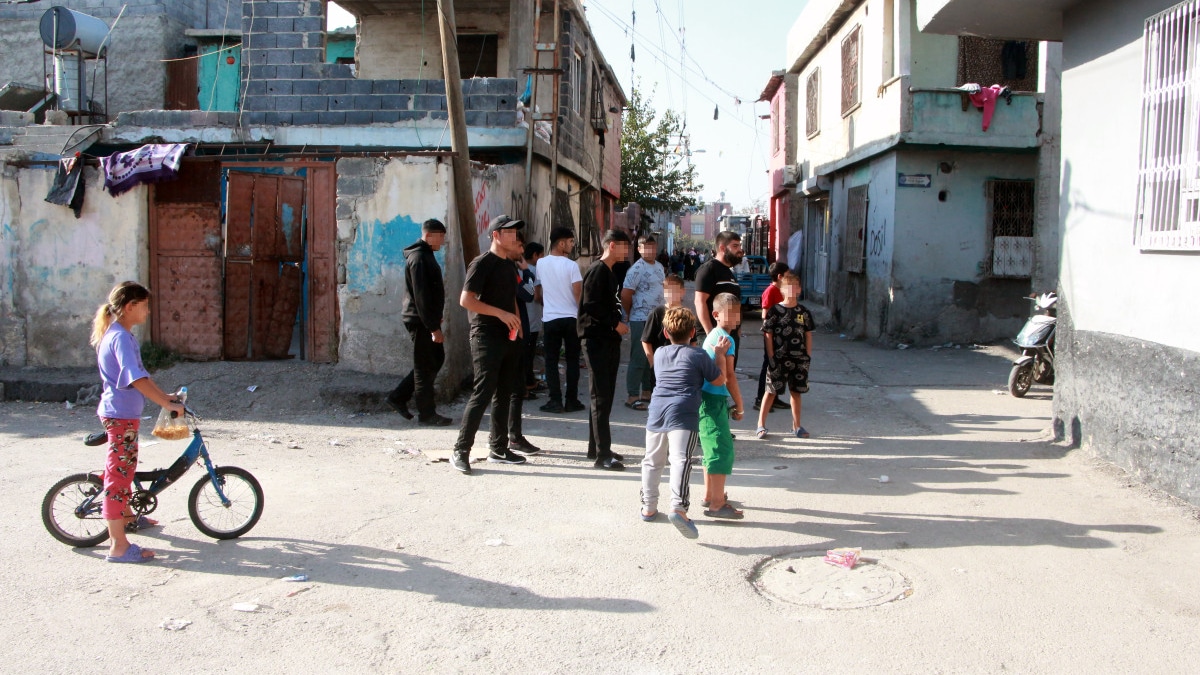 Türkiye’nin en tehlikeli mahallesi: Yüreğir 19 Mayıs… Türkiye’nin en tehlikeli mahallesi: Yüreğir 19 Mayıs…