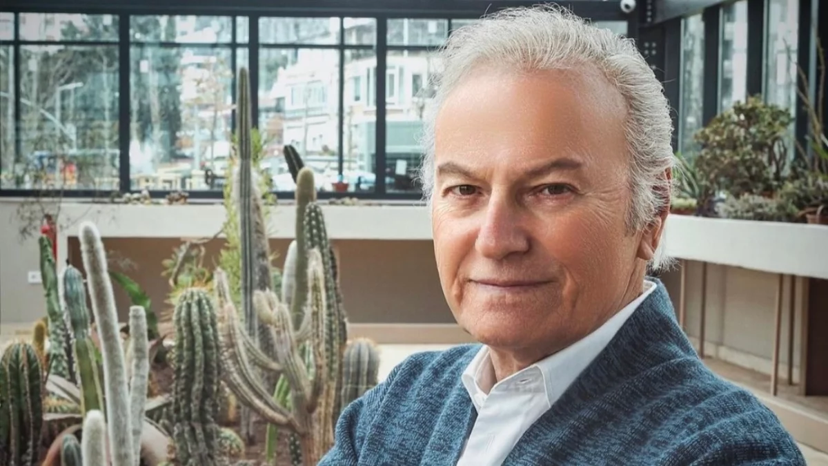 Usta oyuncu Ediz Hun 85 yaşında, doğum günü kutlandı Usta oyuncu Ediz Hun 85 yaşında, doğum günü kutlandı