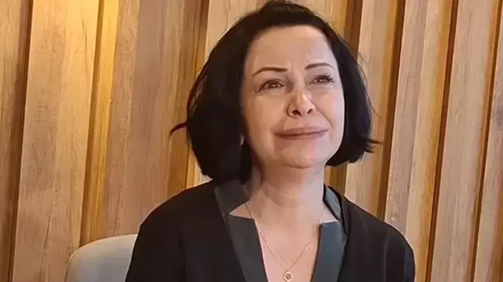 Evrim Akın, Gözyaşları İçinde İddialara Yanıt Verdi Evrim Akın, Gözyaşları İçinde İddialara Yanıt Verdi