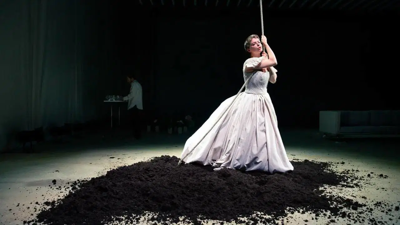 29. İstanbul Tiyatro Festivali’nden İzlenimler 29. İstanbul Tiyatro Festivali’nden İzlenimler