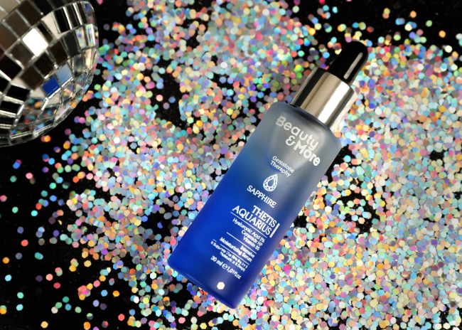 Yeni Yılda Cildinizi Işıldatacak Hediye Seçenekleri Yeni Yılda Cildinizi Işıldatacak Hediye Seçenekleri