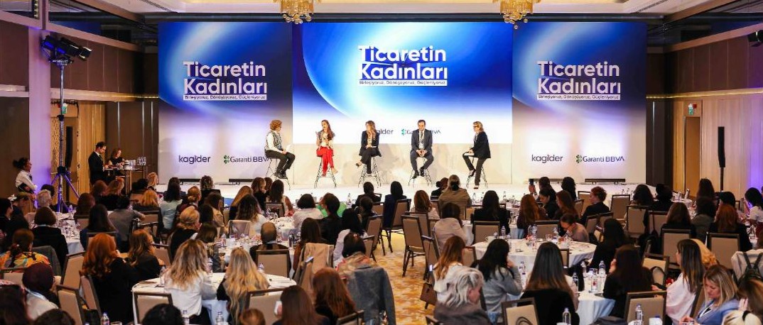 Kadın Girişimciler İstanbul’da Bir Araya Geldi Kadın Girişimciler İstanbul’da Bir Araya Geldi