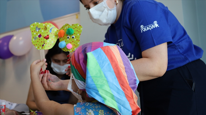 Lösemi, Çocukluk Çağı Kanserlerinin Yüzde 30’unu Oluşturuyor Lösemi, Çocukluk Çağı Kanserlerinin Yüzde 30’unu Oluşturuyor