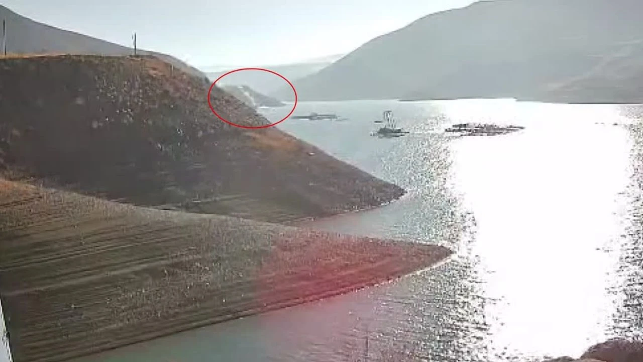 Van’da Kontrolden Çıkan Otomobil Baraja Düştü Van’da Kontrolden Çıkan Otomobil Baraja Düştü