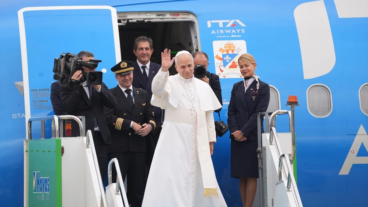 Papa 14. Leo, Türkiye’deki Resmi Ziyaretini Tamamladı Papa 14. Leo, Türkiye’deki Resmi Ziyaretini Tamamladı