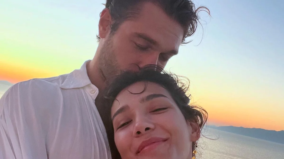 Furkan Andıç Katar’da Formula 1 Yarışını İzliyor Furkan Andıç Katar’da Formula 1 Yarışını İzliyor